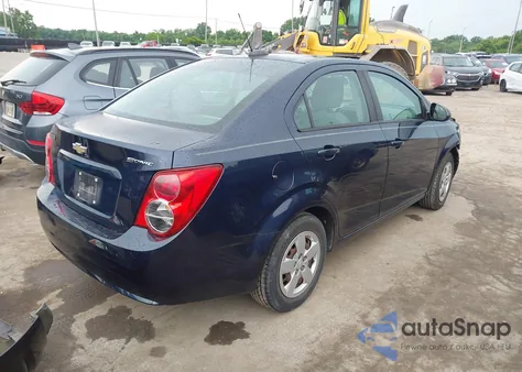 2015 Chevrolet Sonic Ls Auto из США, поврежденный, VIN 1G1JA5SH4F4129855